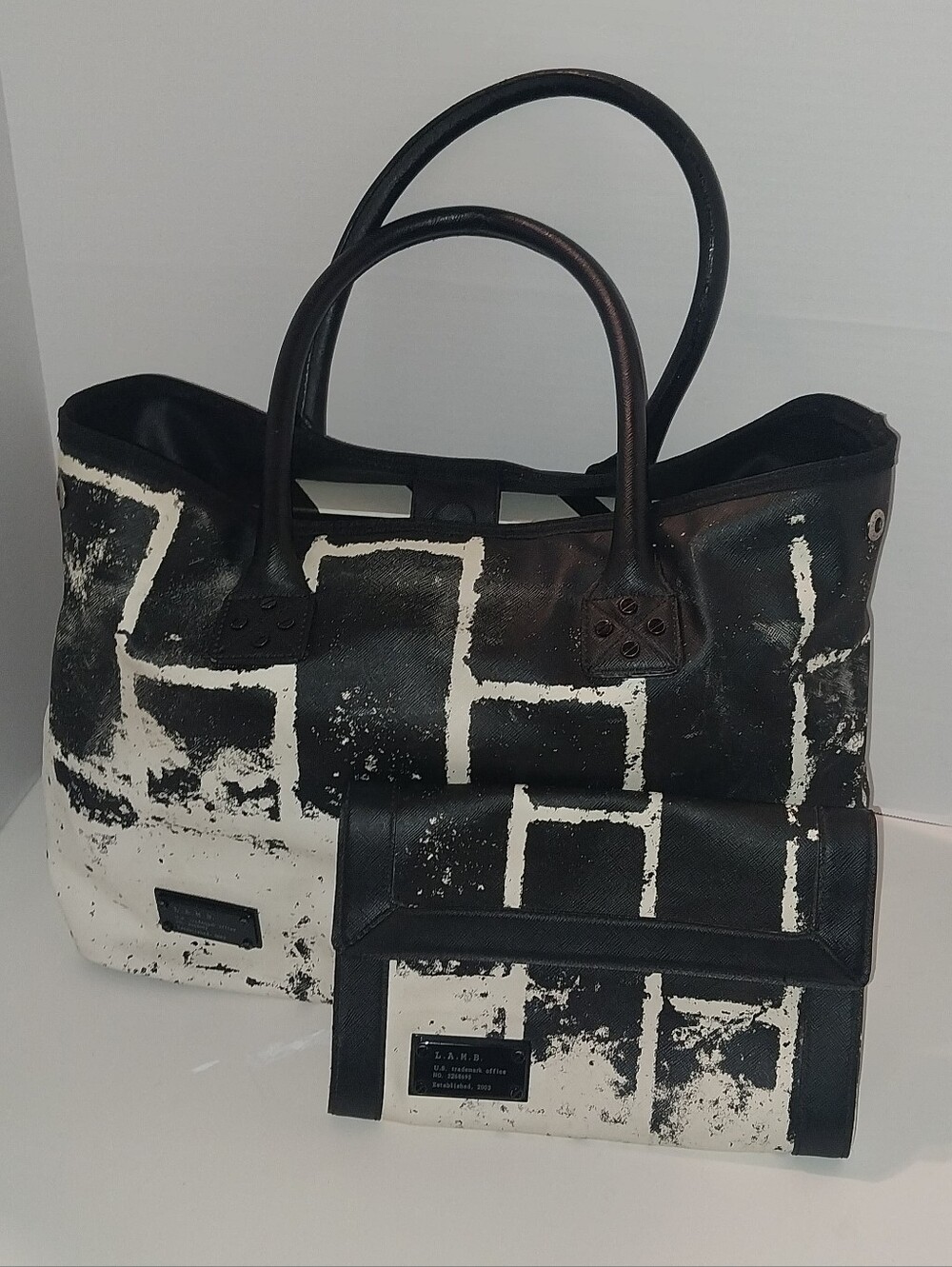 L.A.M.B Handbag W/Clutch EUC